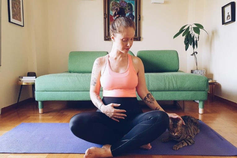 Parental yoga ένα θαύμα για τις εγγύους