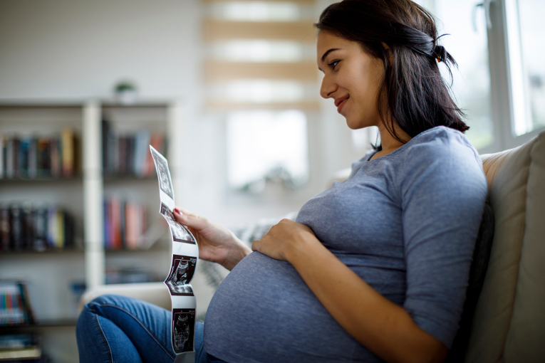 Το μαγικό ταξίδι της εγκυμοσύνης και η ενδομήτρια ζωή: τι πρέπει να γνωρίζουμε;